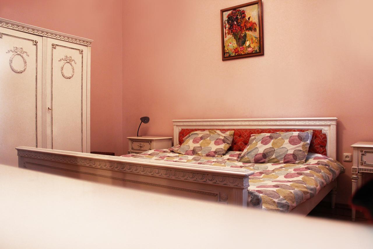 Vivid 2 Bedroom Apt. Jereván Kültér fotó